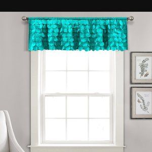 Lush Decor (1) Valance GiGi‎ 70"x14" Turquoise